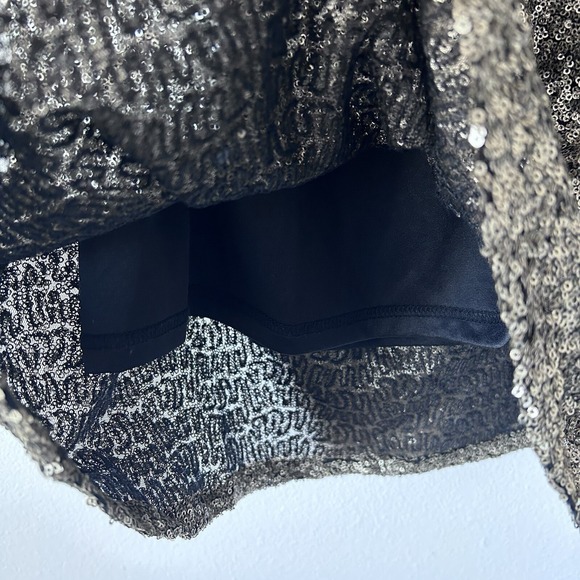 Francesca's Quinn Large NWT Gold Sequin Halter Mini Wedding Guest Dress - Picture 6 of 11